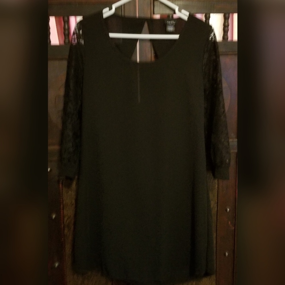 Black Dress with Lace 3/4 Sleeves M